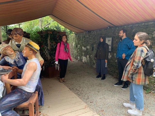 album-4703.jpg album-4703.jpg